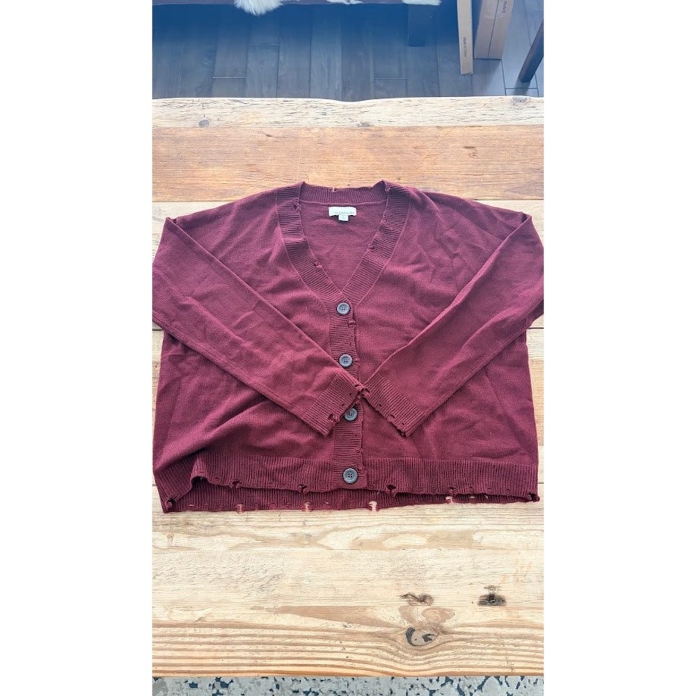 Allison Joy Evereve Distressed V-Neck Cardigan Sweater Burgundy Wine Large